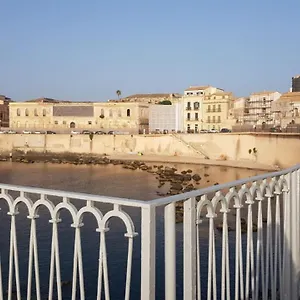 Perla Marina Ortigia Hébergement de vacances